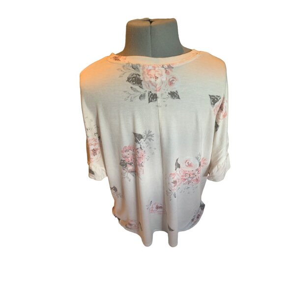 Lularoe Dahl Shirt ,X S, Multicolor Floral Print very soft and light weight - Picture 5 of 9